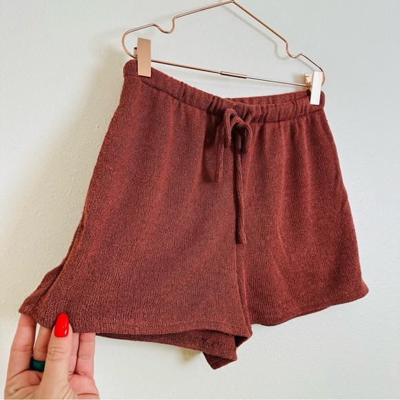 Zara Knit Mid Rise Shorts - Picture 5 of 7